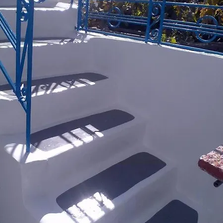 Traditional House Inside Filoti, Naxos * Filótion